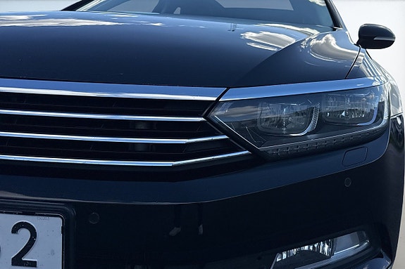 Volkswagen Passat 10 of 21