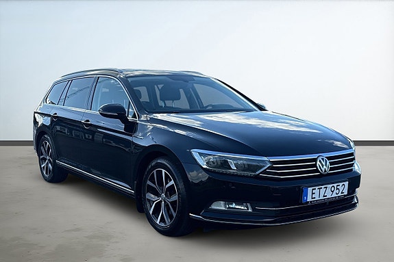 Volkswagen Passat 7 of 21