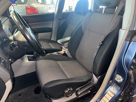 Subaru Forester 7 of 17