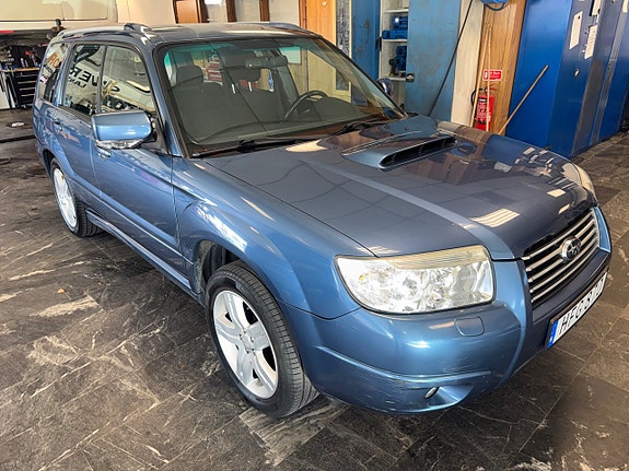 Subaru Forester 3 of 17