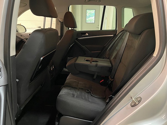 Volkswagen Tiguan 10 of 12