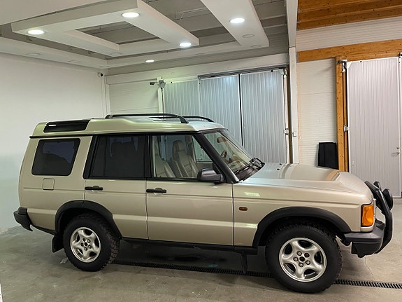Land Rover Discovery 12 of 14