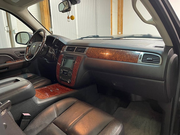 Chevrolet Avalanche 13 of 14