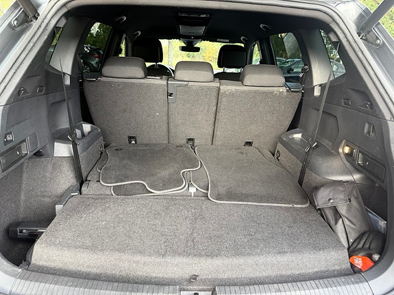 Volkswagen Tiguan Allspace 5 of 6