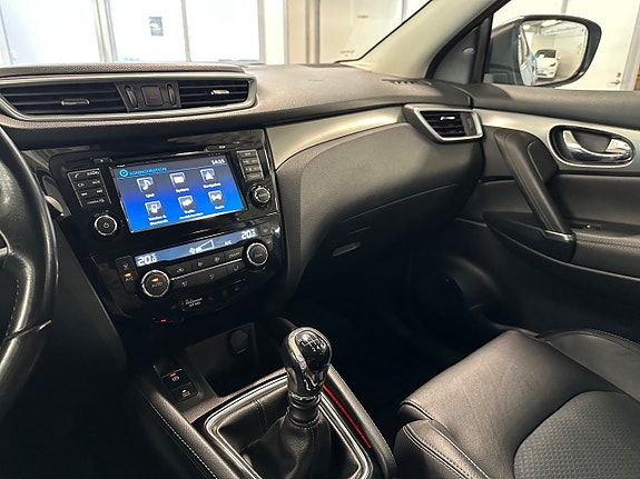 Nissan Qashqai 15 of 15