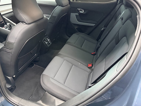 Polestar 2 7 of 14