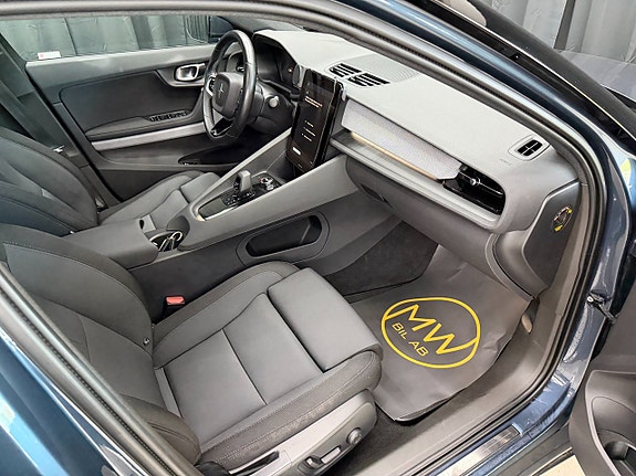 Polestar 2 6 of 14