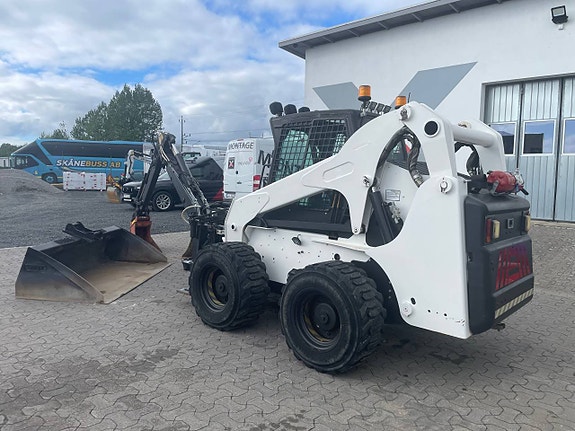 Bobcat A300 All-wheel steer 4 of 12