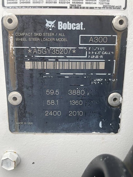 Bobcat A300 All-wheel steer 12 of 12