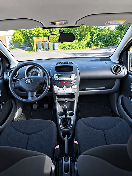 Toyota Aygo 4 of 5