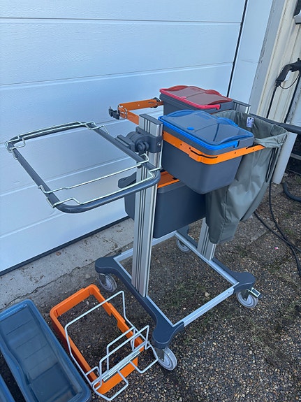 Product image 1 of 4