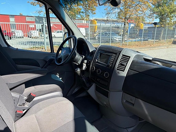 Volkswagen Crafter 35 9 of 9
