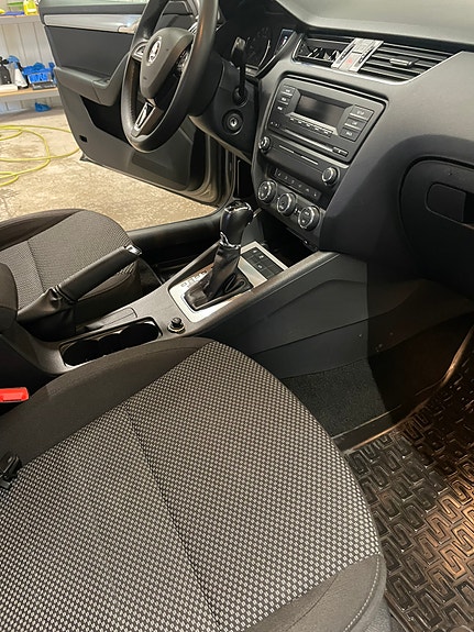 Skoda Octavia 10 of 19
