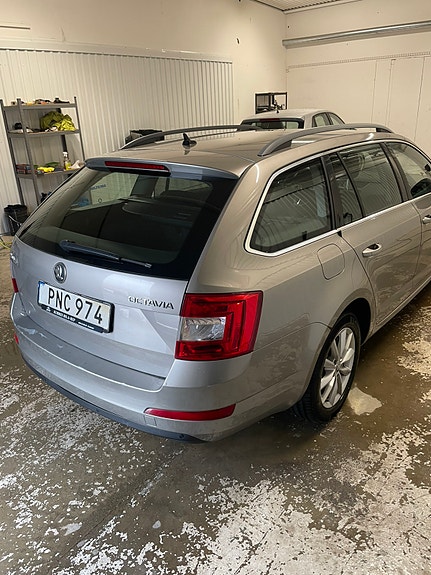 Skoda Octavia 4 of 19