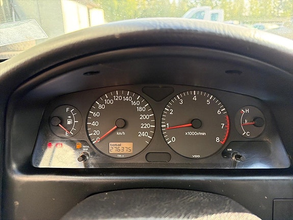 Toyota Avensis 10 of 21