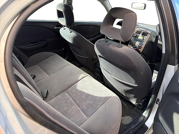 Toyota Avensis 14 of 21