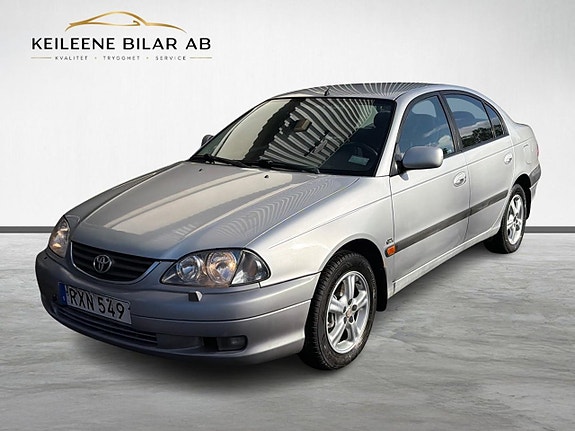 Toyota Avensis 3 of 21