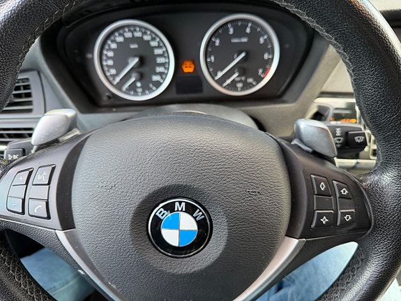 BMW X6 9 of 17