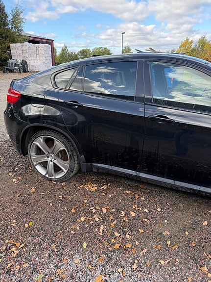 BMW X6 16 of 17