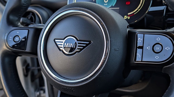 MINI Cooper 11 of 20