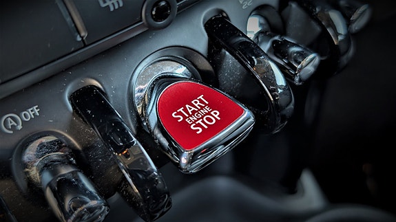 MINI Cooper 17 of 20