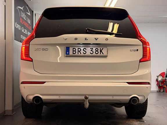 Volvo XC90 8 of 24