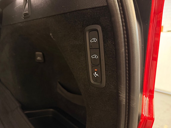 Volvo XC90 15 of 24