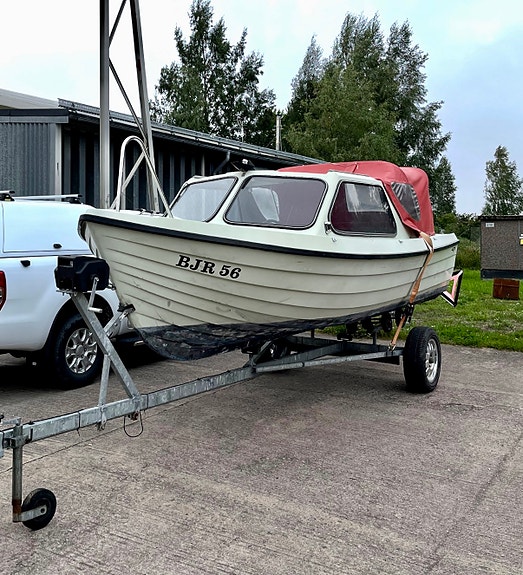 Örnvik 550 HT med motor och trailer 8 of 10