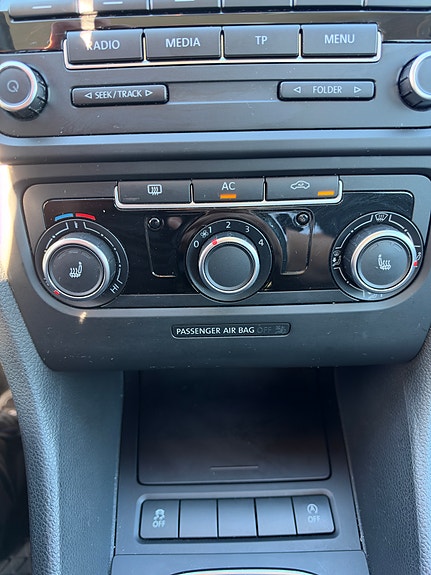 Volkswagen Golf VI 7 of 13