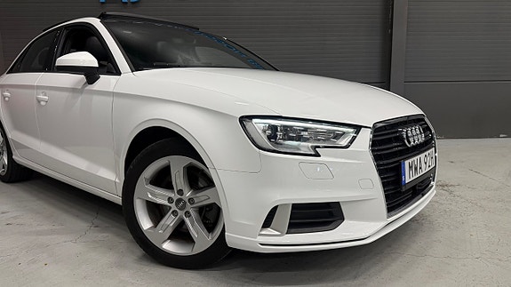 Audi A3 3 of 26
