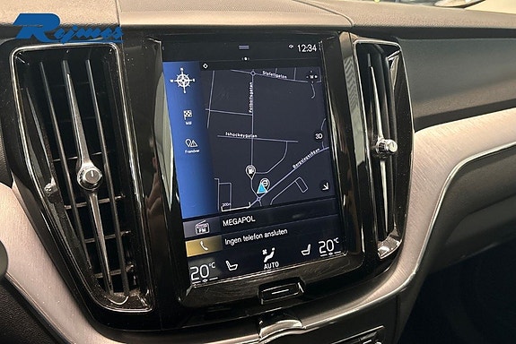 Volvo XC60 8 of 26