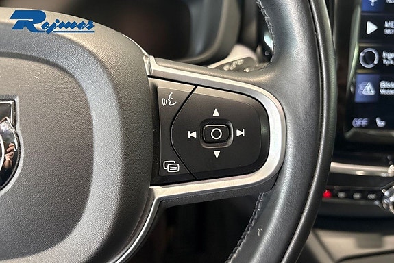 Volvo XC60 7 of 26