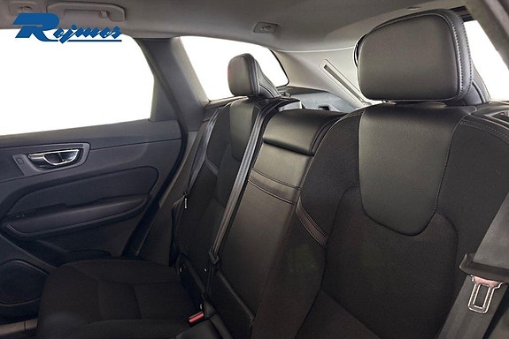 Volvo XC60 18 of 26