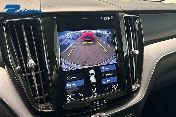 Volvo XC60 9 of 26