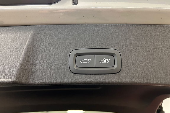 Volvo XC40 23 of 30