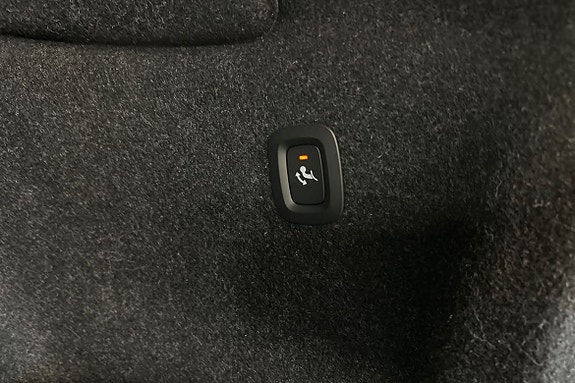Volvo XC40 21 of 30