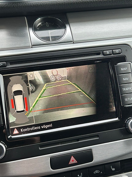 Volkswagen Passat Alltrack 18 of 19