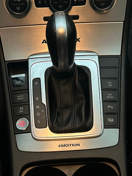 Volkswagen Passat Alltrack 19 of 19