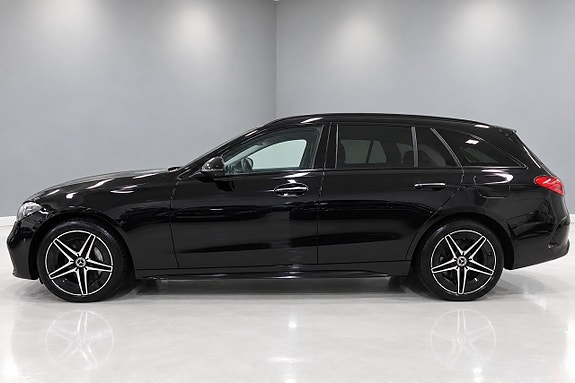 Mercedes-Benz C300 3 of 26