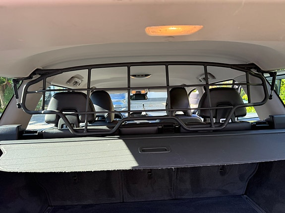 Volvo XC70 13 of 18