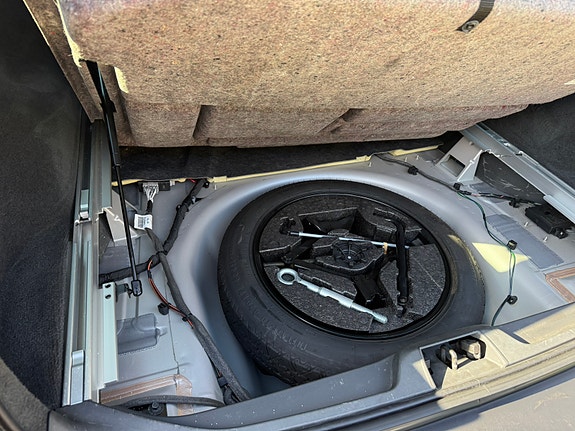 Volvo XC70 15 of 18