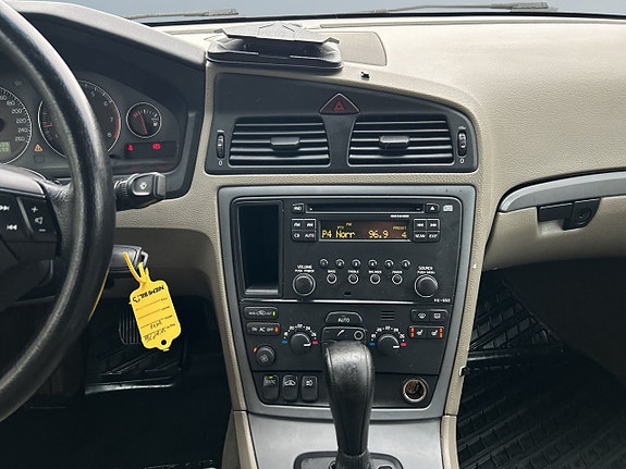 Volvo S60 11 of 20