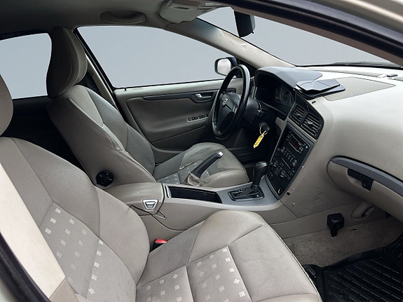 Volvo S60 10 of 20