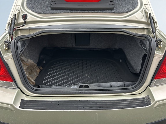Volvo S60 12 of 20