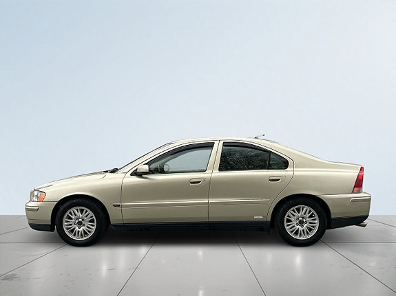 Volvo S60 4 of 20