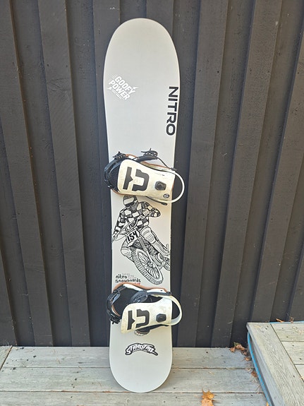 Product image 1 of 2