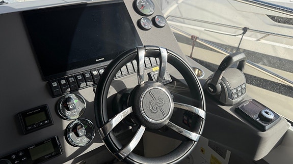 Marex 310 Sport Cruiser / Volvo Penta D6-440 -23 101 tim 6 of 13