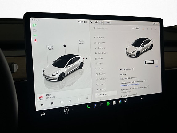 Tesla Model 3 24 of 30