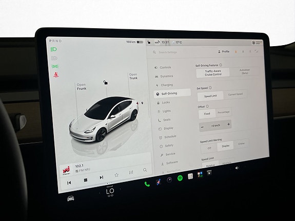 Tesla Model 3 23 of 30
