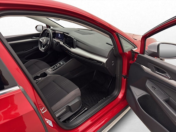 Volkswagen Golf Alltrack 23 of 30